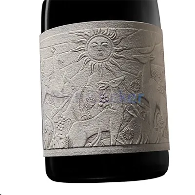 スパークリングワインとスティルワインのワインボトルのラベルに違いはありますか?